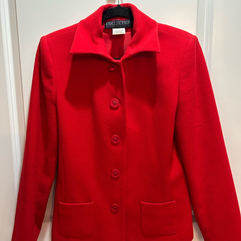 Harve Benard Women's Red Blazer